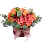 Цветы в коробке Удивительное рядом